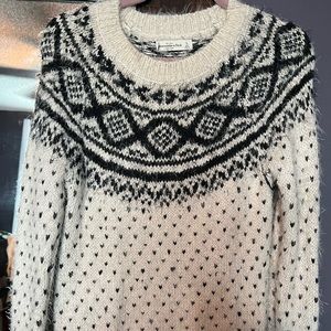 Abercrombie sweater